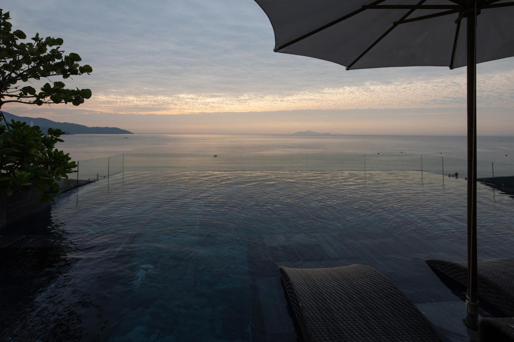 Leaf Beachfront Hotel ดานัง ภายนอก รูปภาพ